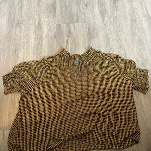 Worthington Black and Yellow Blouse